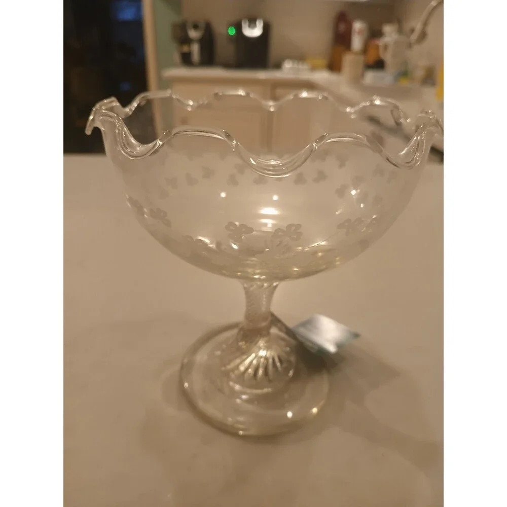 Beautiful Eamon Glass Shamrock Fluted Compote Hand Etched In Ireland Irish